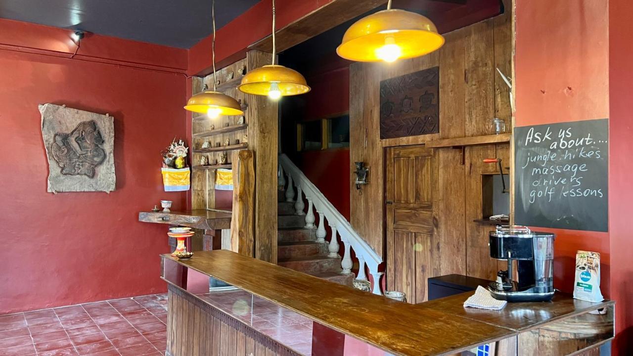 Chakra Tavern Bedugul  Eksteriør billede