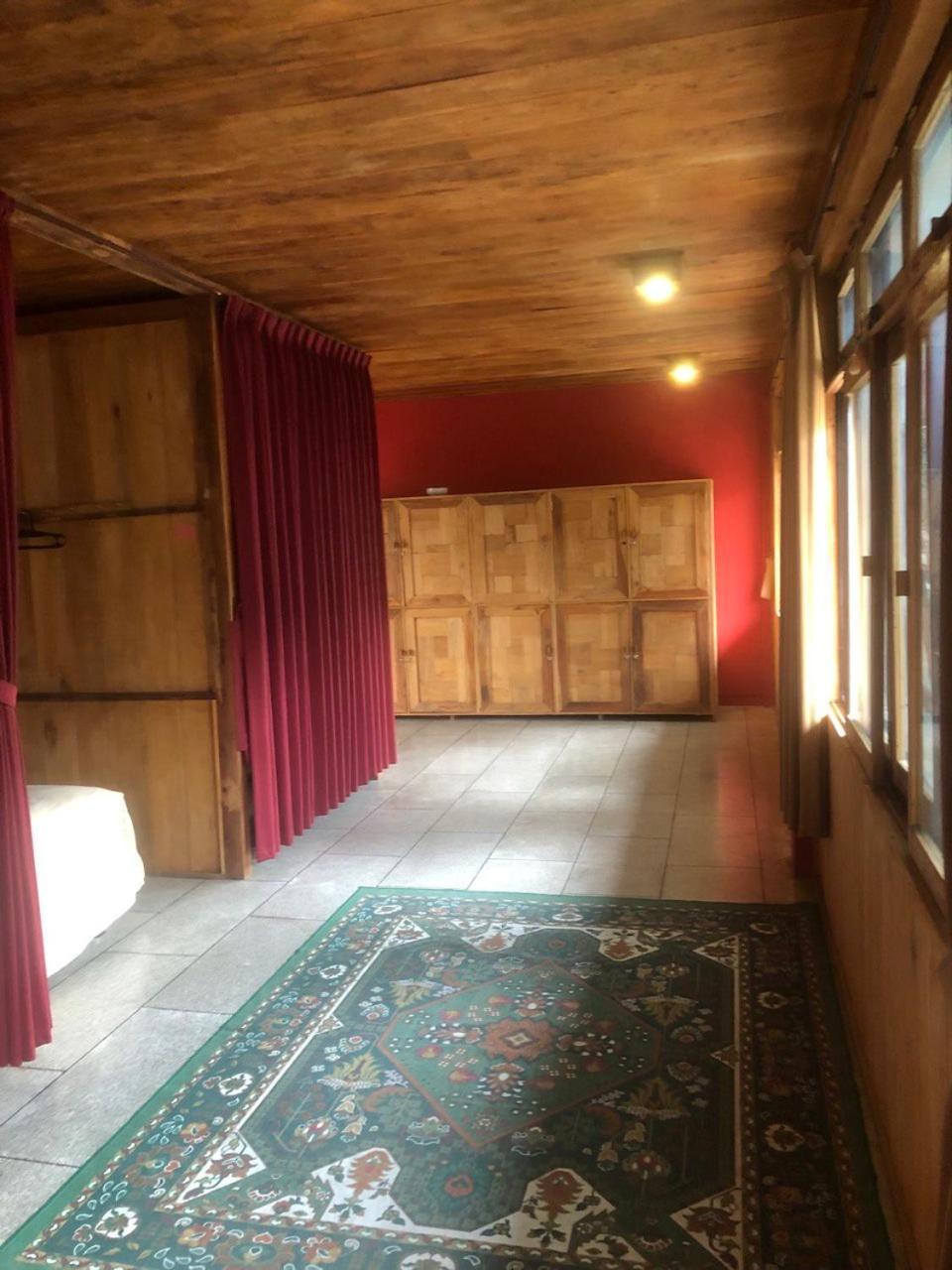 Chakra Tavern Bedugul  Eksteriør billede
